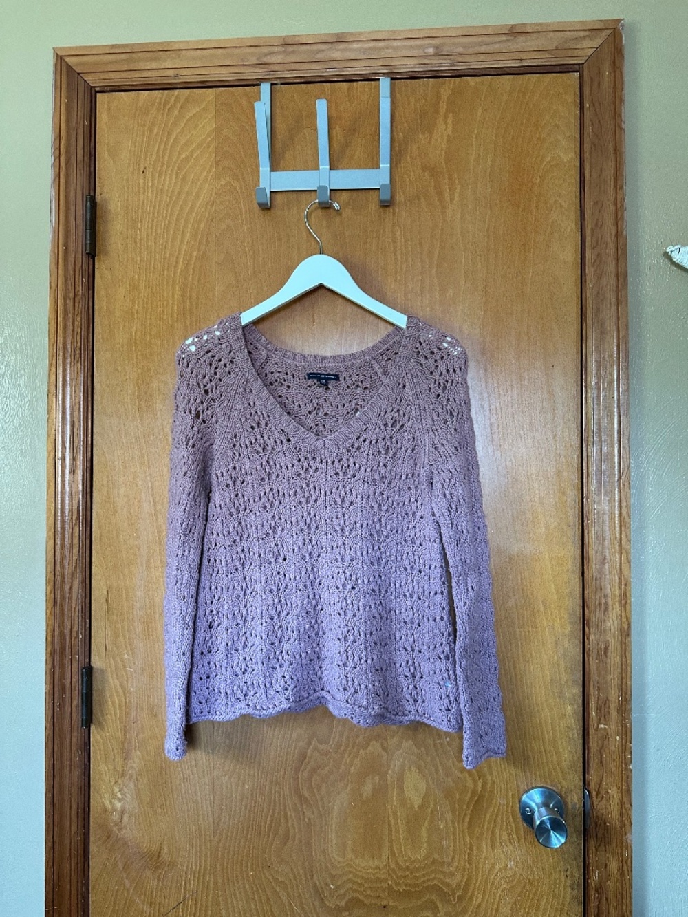 American Eagle Mauve Pointelle Wool Blend V Neck Sweater M